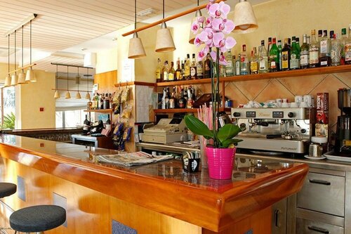 Lux Isla, Book Hotel Ivisa 