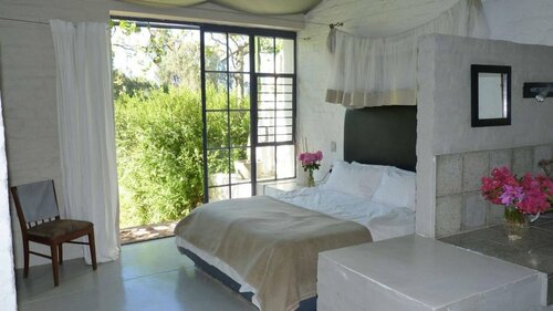 Essere Lodge Guest House, Забронировать Гостевой дом Отели Гермон с парковкой, Парковка