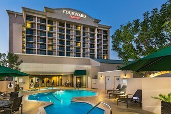 Courtyard by Marriott Los Angeles Pasadena/Monrovia, Забронировать Отель Монровия Большой Лос-Анджелес