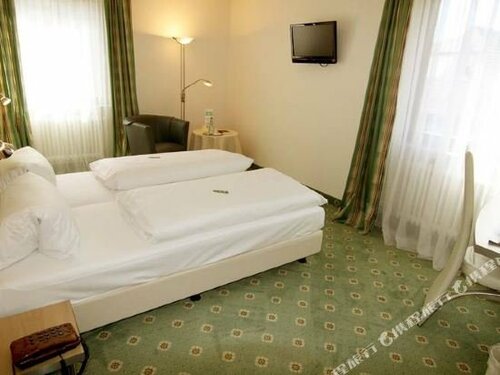 Apart Hotel Deutschmeister, Réserver Appart'hôtel Hôtels à Bade-Wurtemberg avec parking, Parking