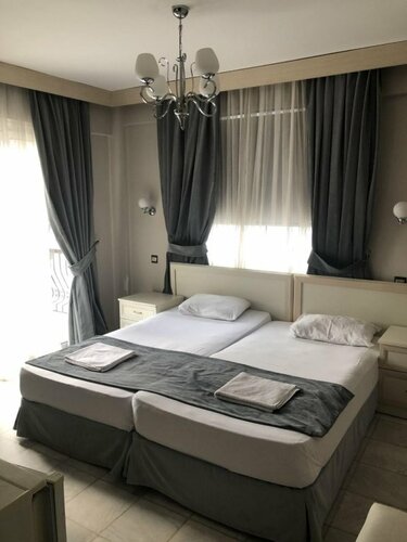 The Prince Inn, Забронировать Отель Кирения Северный Кипр