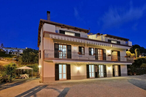 Casa Vacanze Villa Liotta, Забронировать Вилла Виллы Агрополи, Вилла