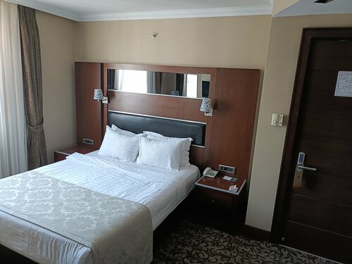 Dream Hill Asia Business Deluxe Hotel, Book Hotel Maltepe 