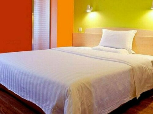 7 Days Inn Zhoukou Qiyi Road City Government Branch, Book Hotel Zhoukou Henan