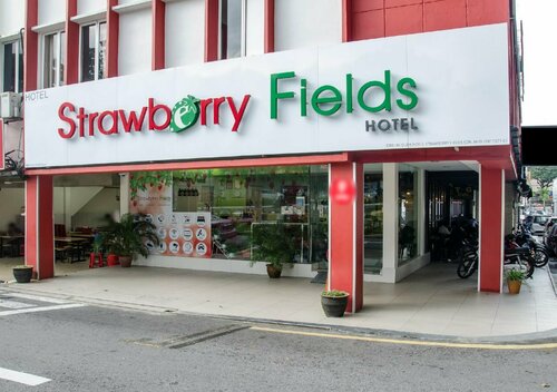 Hotel Strawberry Fields, Забронировать Отель Петалинг-Джая Селангор