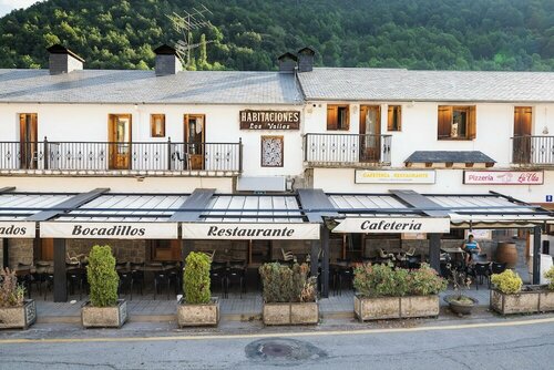 Hostal Los Valles, Prenota Hotel Bielsa 