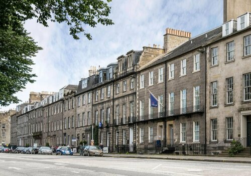 Travelodge Edinburgh Central Queen Street, Забронировать Отель Отели Эдинбурга с завтраком, рядом с Traverse Theatre, Завтраки