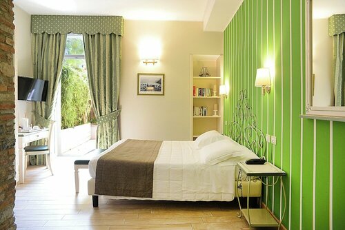 Hotel Borgo Antico, Varaa Hotelli Como Como