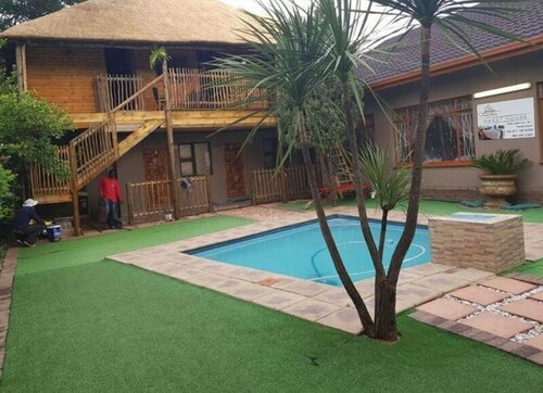 Lauren Palace Guest House, Buchen Sie Pension Hotels in Gauteng mit Parkplatz, Parkplätze