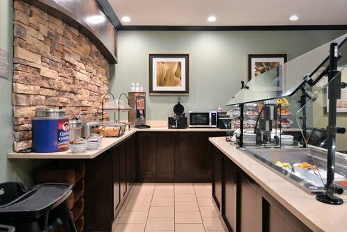 Staybridge Suites Wichita Falls, an IHG Hotel, Reserva ahora Hotel Hoteles en Wichita Falls con aparcamiento, Aparcamiento