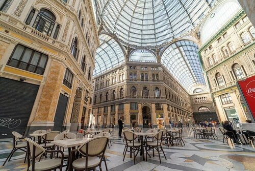 Le 4 Stagioni Dantes Suites H Napoli Centro, by ClaPa Group, Забронировать Отель «постель и завтрак» Неаполь Кампания, рядом с Площадь Пьяцца-Беллини