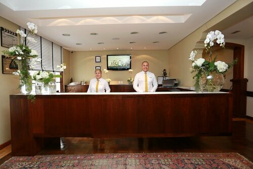 Hotel Vila Inglesa, Забронировать Отель Отели Кампус-ду-Жордана по системе «всё включено», Всё включено