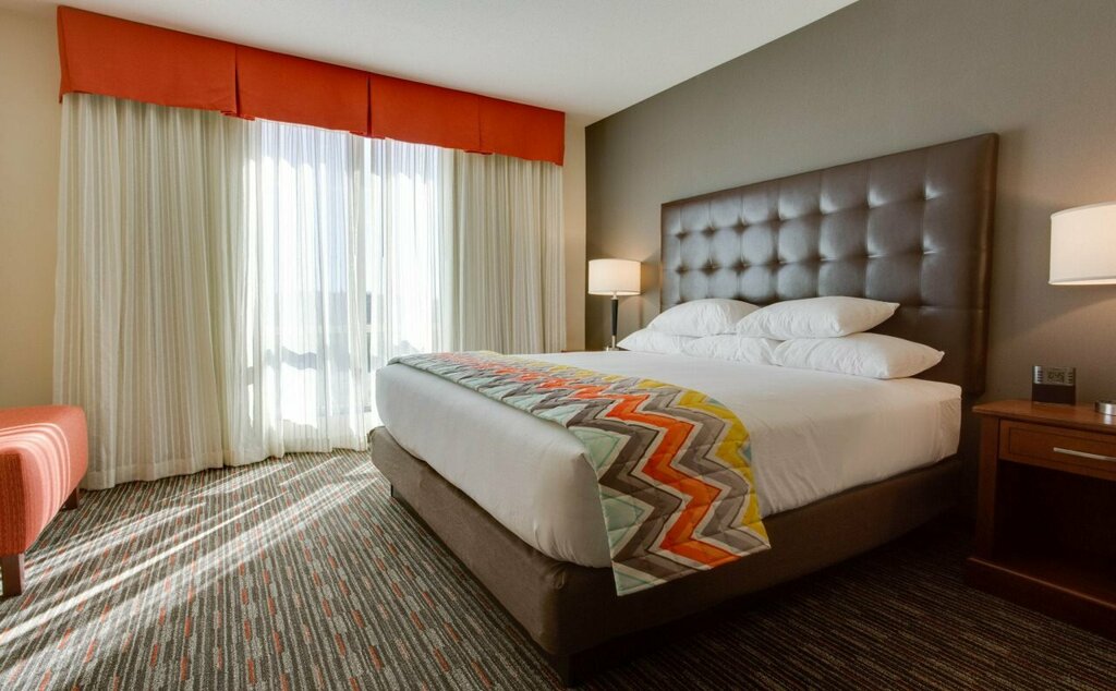 Drury Inn & Suites Charlotte Arrowood