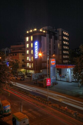 Scenaria Hotel - Navrangpura, Ahmedabad, Забронировать Отель Отели Ахмадабад 3 звезды, рядом с CEPT University, 3*