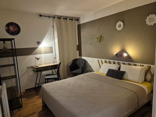 Bel Hotel La Gentilhommiere, Book Hotel Hoteller i Canal du Midi med parkering, Parkering