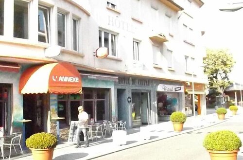 Hotel Du Centre, Reservar Hotel Hotéis baratos em Lorena