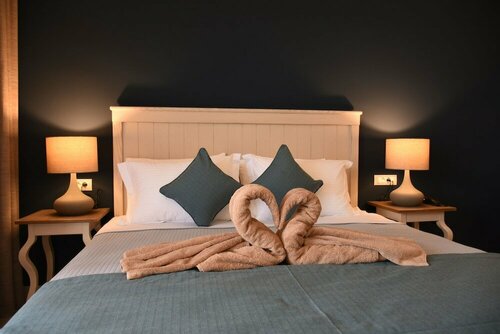 Medite Kassandra Resort, Забронировать Курортный отель Отели Македонии с бассейном, Бассейн