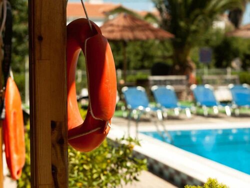 Saron Hotel, Забронировать Отель Лаврион Лавреотики