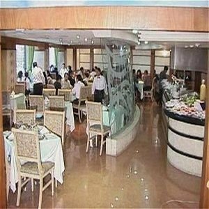 Quality Inn Torres Lindavista, Rezerwuj Apartament Hotele w Gustavo A. Madero z Basenem, Basen