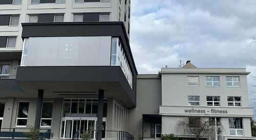 Hotel Karpatia, Book Hotel Humenne Northeastern Slovakia