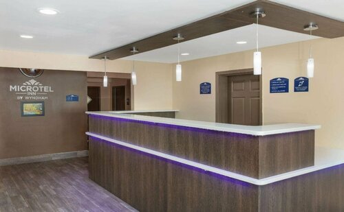 Microtel Inn & Suites by Wyndham Columbia Fort Jackson N, Забронировать Отель Дентсвилл Южная Каролина