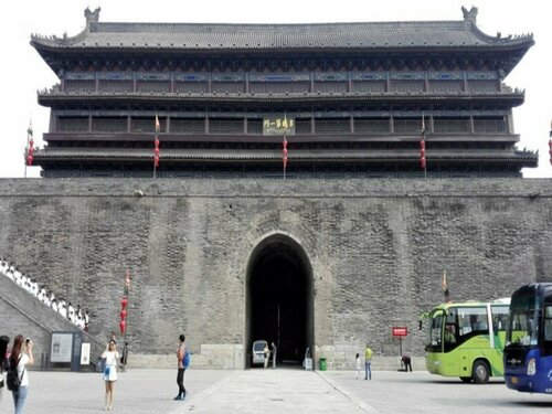 Jinjiang Inn Select (Xi'an Bell Tower North Street Metro Station), Забронировать Отель Синьчэн Сиань, рядом с Xian City Hall