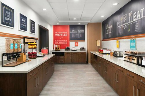 Hampton Inn Chicopee - Springfield, Rezerwuj Hotel  