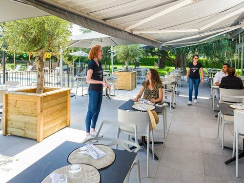 Novotel Pau Pyrénées, Забронировать Отель По Pyrénées-Atlantiques