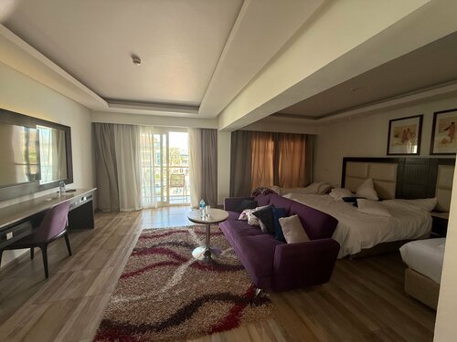 Pickalbatros White Beach Resort - Hurghada, Boek Resort Hotels in Hurghada met zwembad, Zwembad