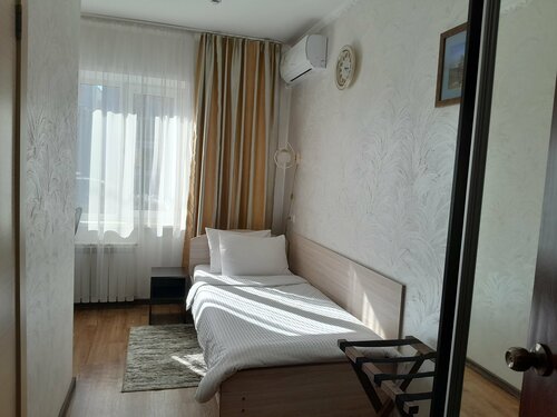Komfort Hotel, Varaa Hotelli Oktyabrsky Administrative District 