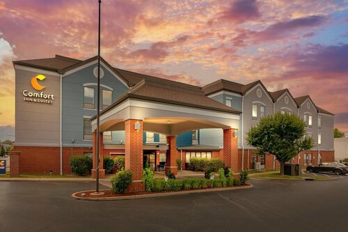 Comfort Inn & Suites, Забронировать Отель Сент-Луис Миссури, рядом с Железнодорожный вокзал Юнион-Стейшн