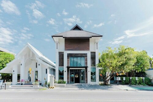 Paraiso Hotel Chiangmai, Забронировать Отель Отели провинции Чианг Мая с парковкой, Парковка