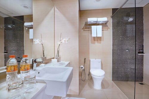 Aston Imperial Bekasi Hotel & Conference Center, Book Hotel Bekasi West Java