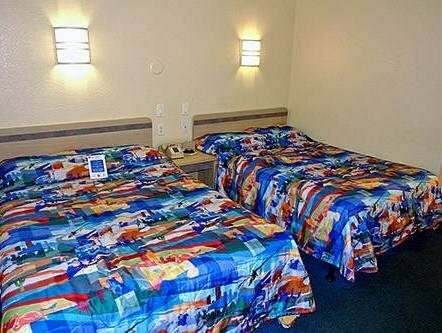 Motel 6, Забронировать Мотель Отели Palm Beach County с парковкой, Парковка