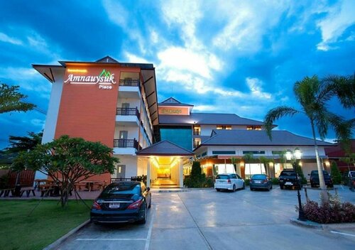 Amnauysuk Hotel, Забронировать Отель Кхонкэн Khon Kaen Province, рядом с Международный выставочный и конгресс-центр KICE в Кхонкэне