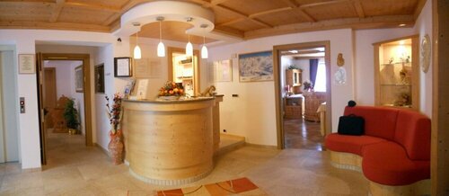 Garnì Manuela - Albergo Residence B&b