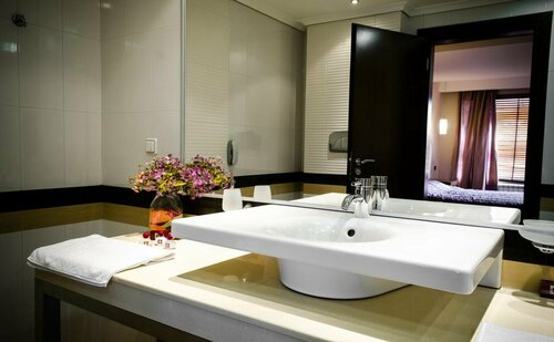 Park Evropa, Book Hotel Hoteller i Haskovo med parkering, Parkering