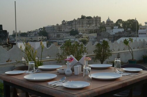 Kotra Haveli, Book Boutique Hotel Hoteller i Udaipur med parkering, Parkering