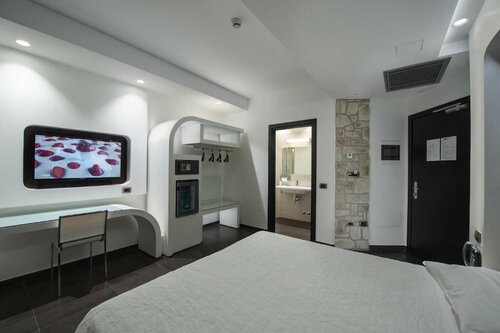 Hotel Testani Frosinone, Rezervovat Hotel Frosinone Ciociaria