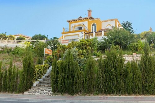 Casa Colina del Sol, Prenota Bed & breakfast Hotel a Axarquía con parcheggio, Parcheggio