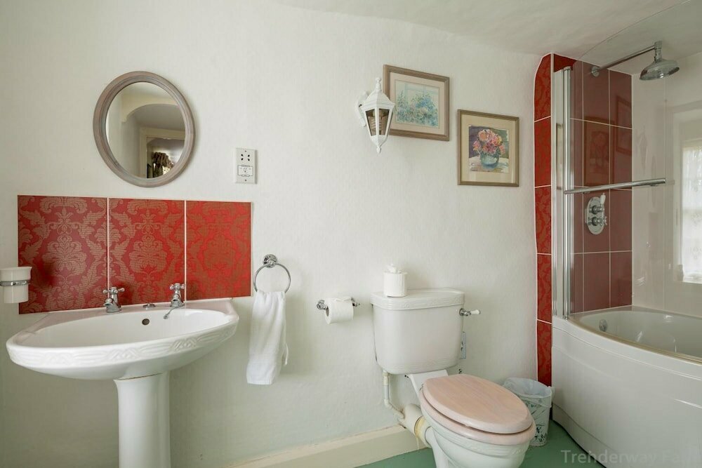 Tregarland Farm B&B