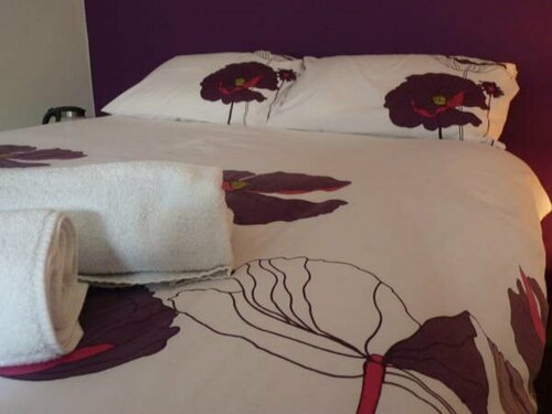 The Royal Oak Kinnersley, Rezervați Hotel Hoteluri în Gloucestershire cu parcare, Parcare