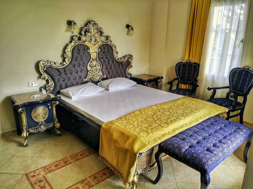 Uzun Hotel