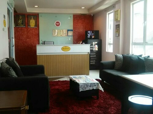 OYO 90486 Station Hotel, Забронировать Отель Кланг Селангор