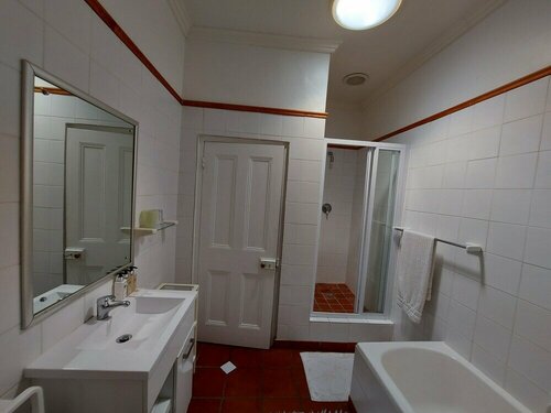 Newlands Guest House, Забронировать Гостевой дом Гостевые дома Кейптауна, рядом с Newlands Cricket Stadium, Гостевой дом