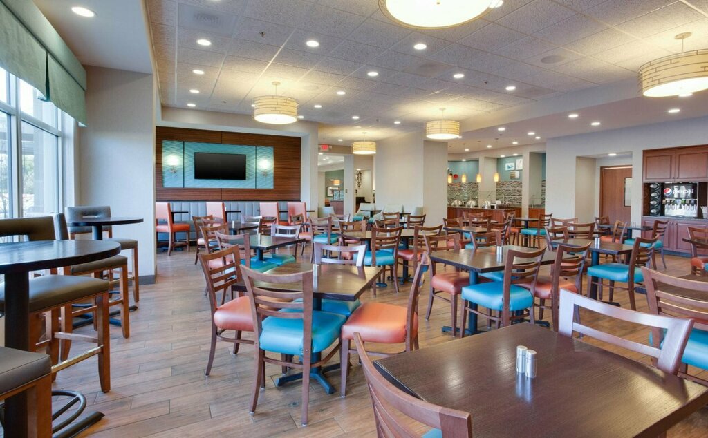 Drury Inn & Suites Charlotte Arrowood