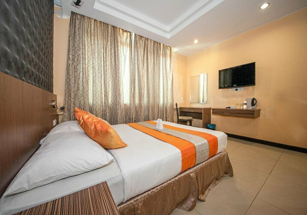 La Viva Hotel by Oyo Rooms