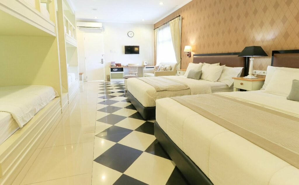 H. O. M. E Guesthouse