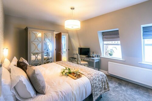 Shipquay Boutique Hotel, Забронировать Бутик-отель Отели Лондондерри с парковкой, рядом с The Masonic Hall, Парковка