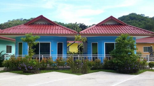 Petch Jed Sao Noi Resort, Забронировать Курортный отель Кланг Донг 
